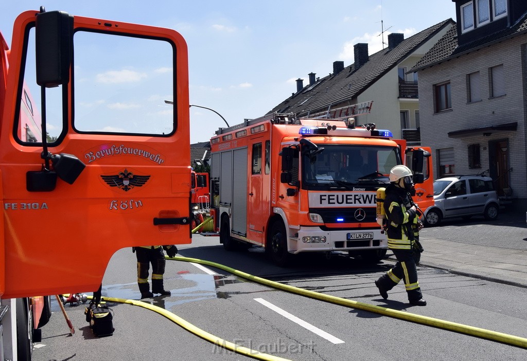 Feuer 1 Koeln Porz Grengel Waldstr P006.JPG - Miklos Laubert